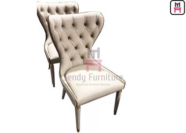 Tufted Back असबाबवाला भोजन कक्ष कुर्सियों हस्तनिर्मित बटन सजावट होटल फर्नीचर