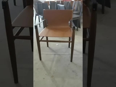 होटल की लॉबी के लिए ऐश वुड फ्रेम रेस्टोरेंट डाइनिंग रूम चेयर आर्मरेस्ट मॉडर्न