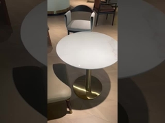 वर्ग अनुबंध संगमरमर की बैठक लकड़ी की भोजन की मेज दो रंग का लोहा आधार सामग्री